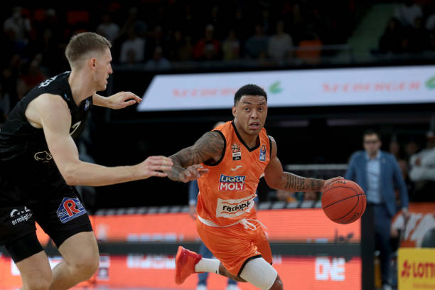 布局实现关 布局实现关